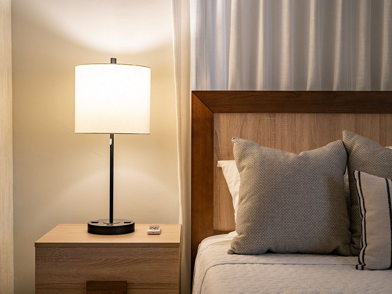 Sophisticated 1BR in the City│WeHost