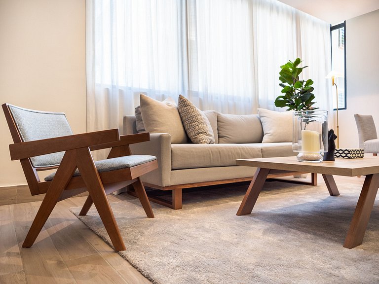 Sophisticated 1BR in the City│WeHost