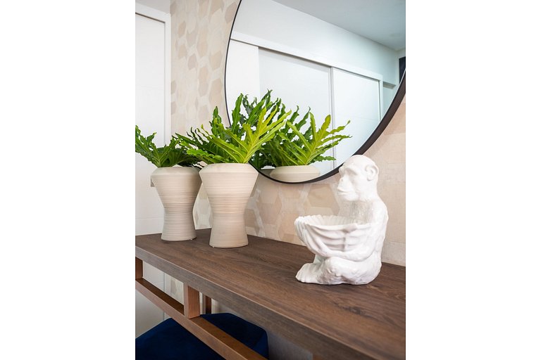 Sophisticated 1BR in the City│WeHost