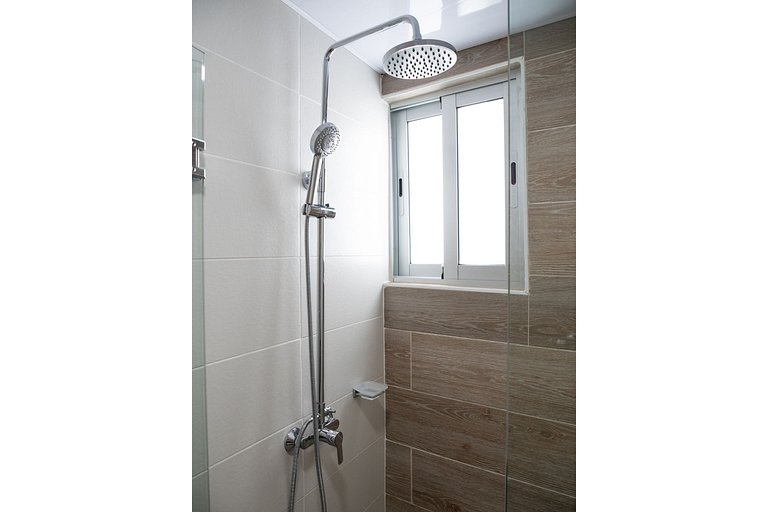 Amazing and Spacious 2BR Apt│WeHost