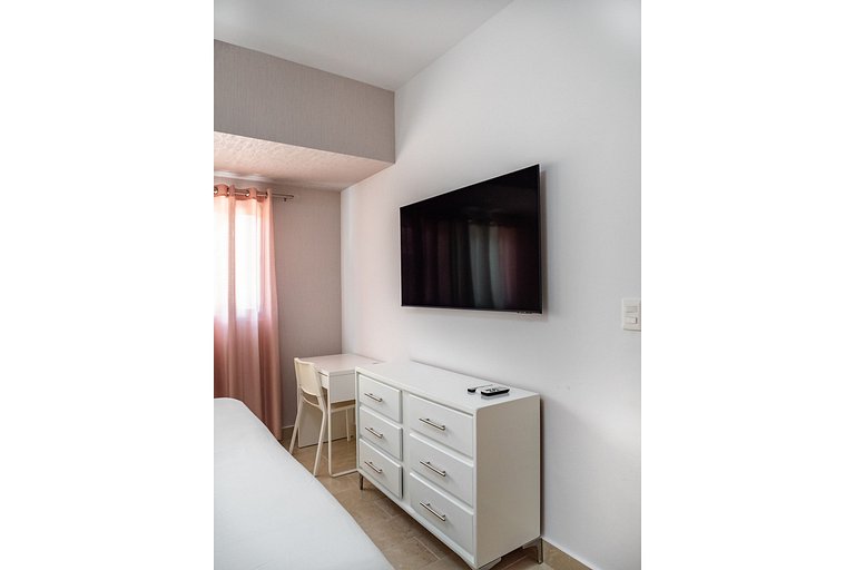 One Bedroom Apt in Quiet Area │ WeHost