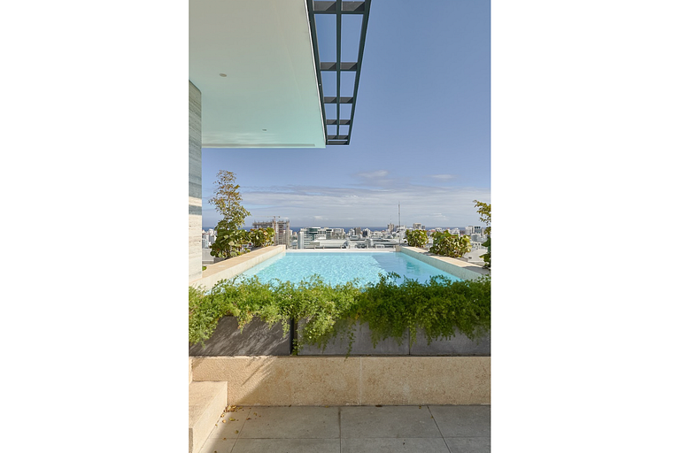 Luxurious Designer 1 BR Apt│WeHost