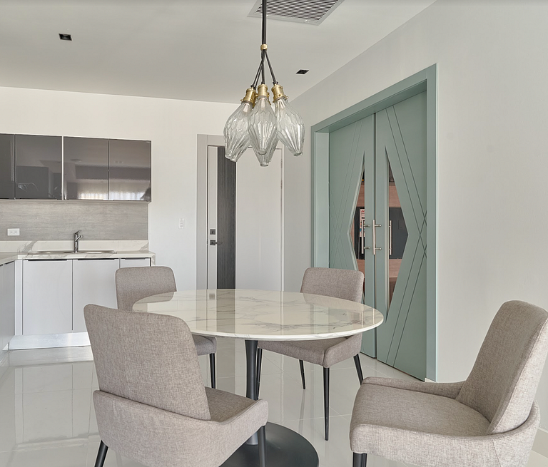 Luxurious Designer 1 BR Apt│WeHost