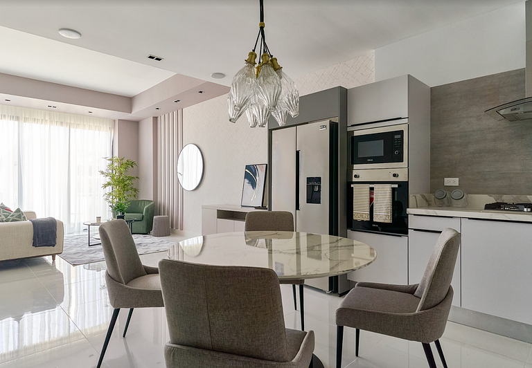 Luxurious Designer 1 BR Apt│WeHost