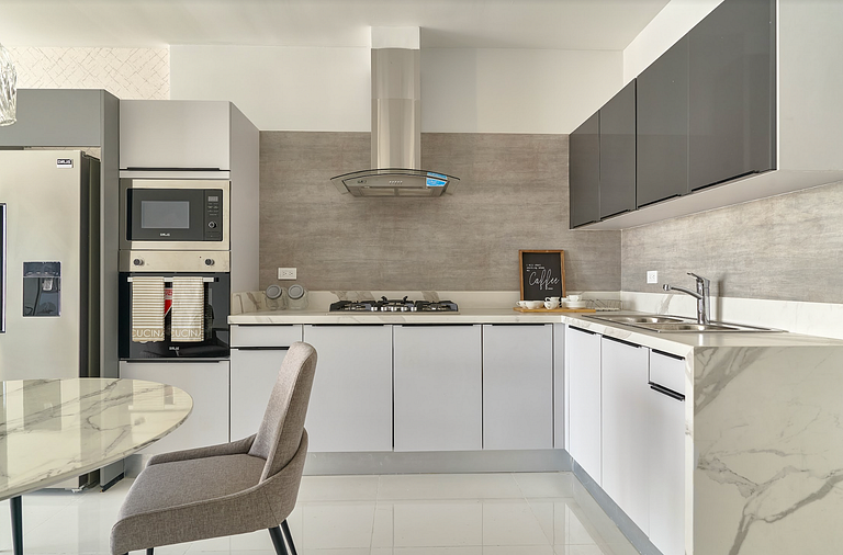 Luxurious Designer 1 BR Apt│WeHost