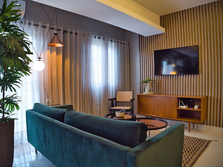 Stylish Mid Century 1BR Apartment │ WeHost