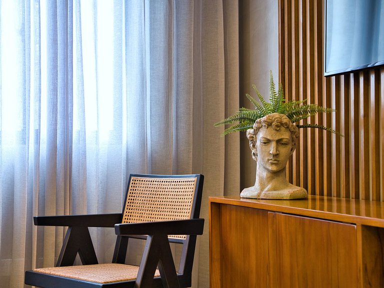 Stylish Mid Century 1BR Apartment │ WeHost