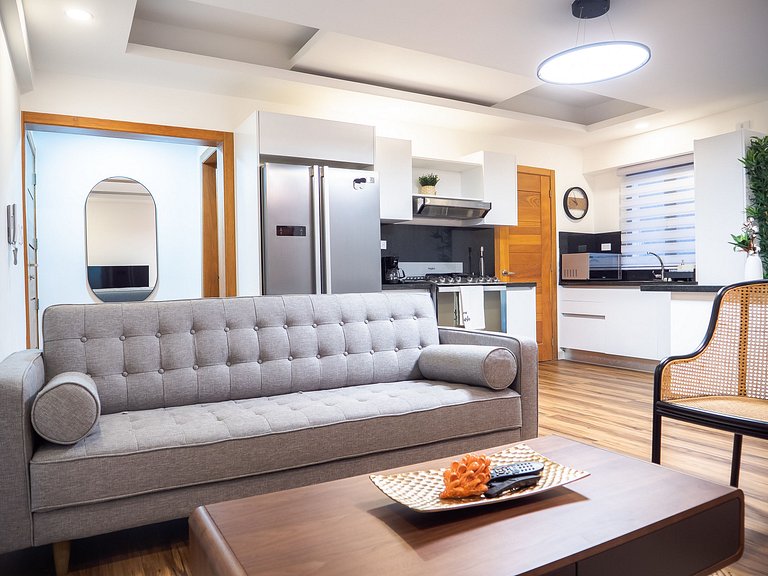 Cozy and Bright 1 BR Apartment│WeHost