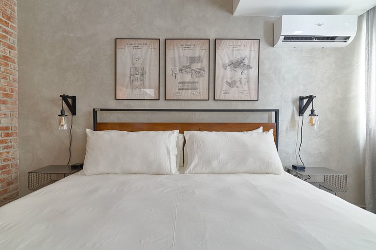 Industrial Style 1BR in the City│WeHost