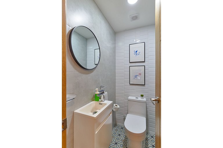 Industrial Style 1BR in the City│WeHost