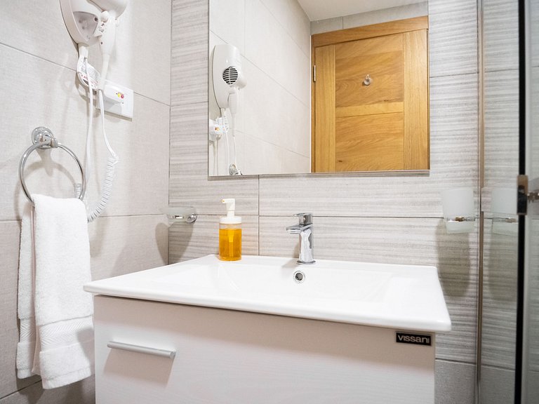 Chic & Stylish 2 BR Apt│WeHost