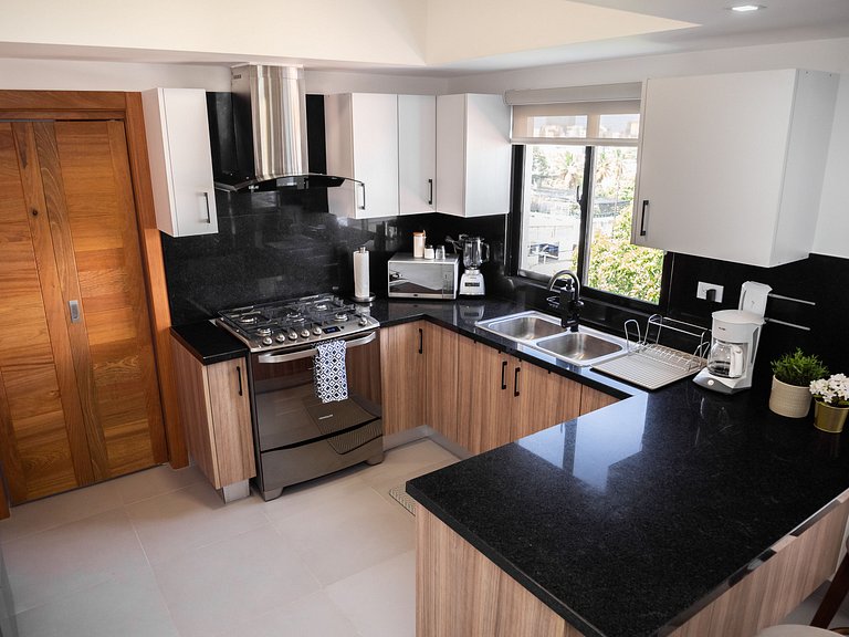 Chic & Stylish 2 BR Apt│WeHost