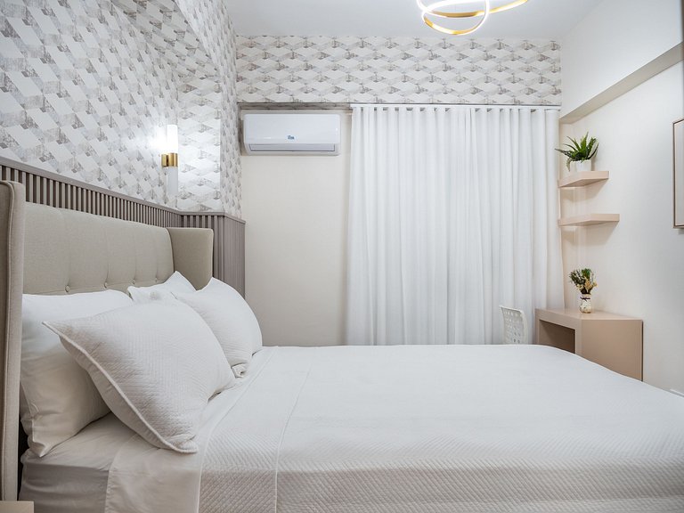 REFA Naco - 4A · Contemporary 1BR Centric-WeHost