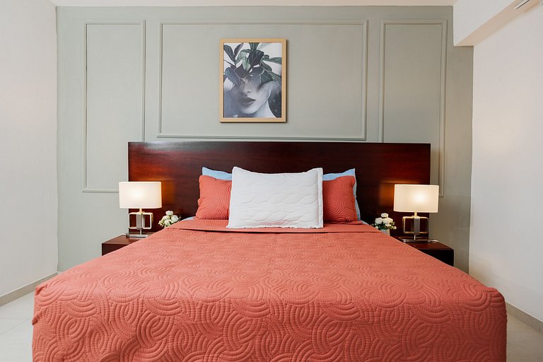 AH40 - 102A · Vacation Homelike 2 BR in City - WeHost DR