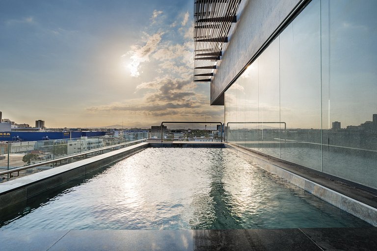 AH40 - 102A · Vacation Homelike 2 BR in City - WeHost DR