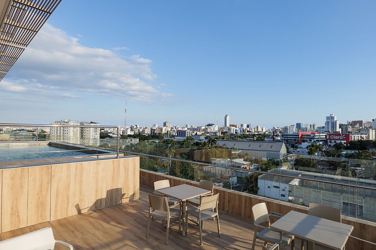 AH40 - 102A · Vacation Homelike 2 BR in City - WeHost DR