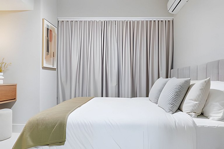 Central 1 BR Gem - WeHost DR