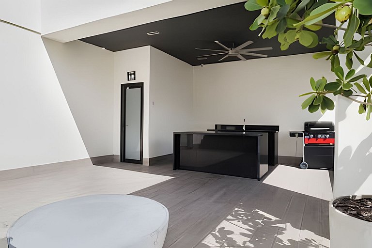 Central 1 BR Gem - WeHost DR