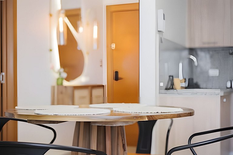 Modern Oasis 1BR - WeHost DR